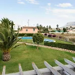 Coral * Denia